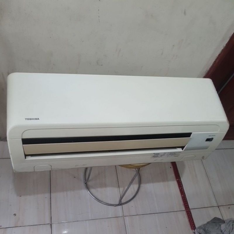Second Ac Indoor Toshiba 1pk ( Mulus Mantap)