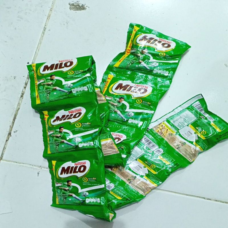 

Milo coklat 22g(1renceng 10+1)