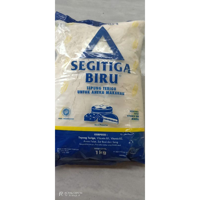

SEGITIGA BIRU 1 kg + 2pcs sedap goreng