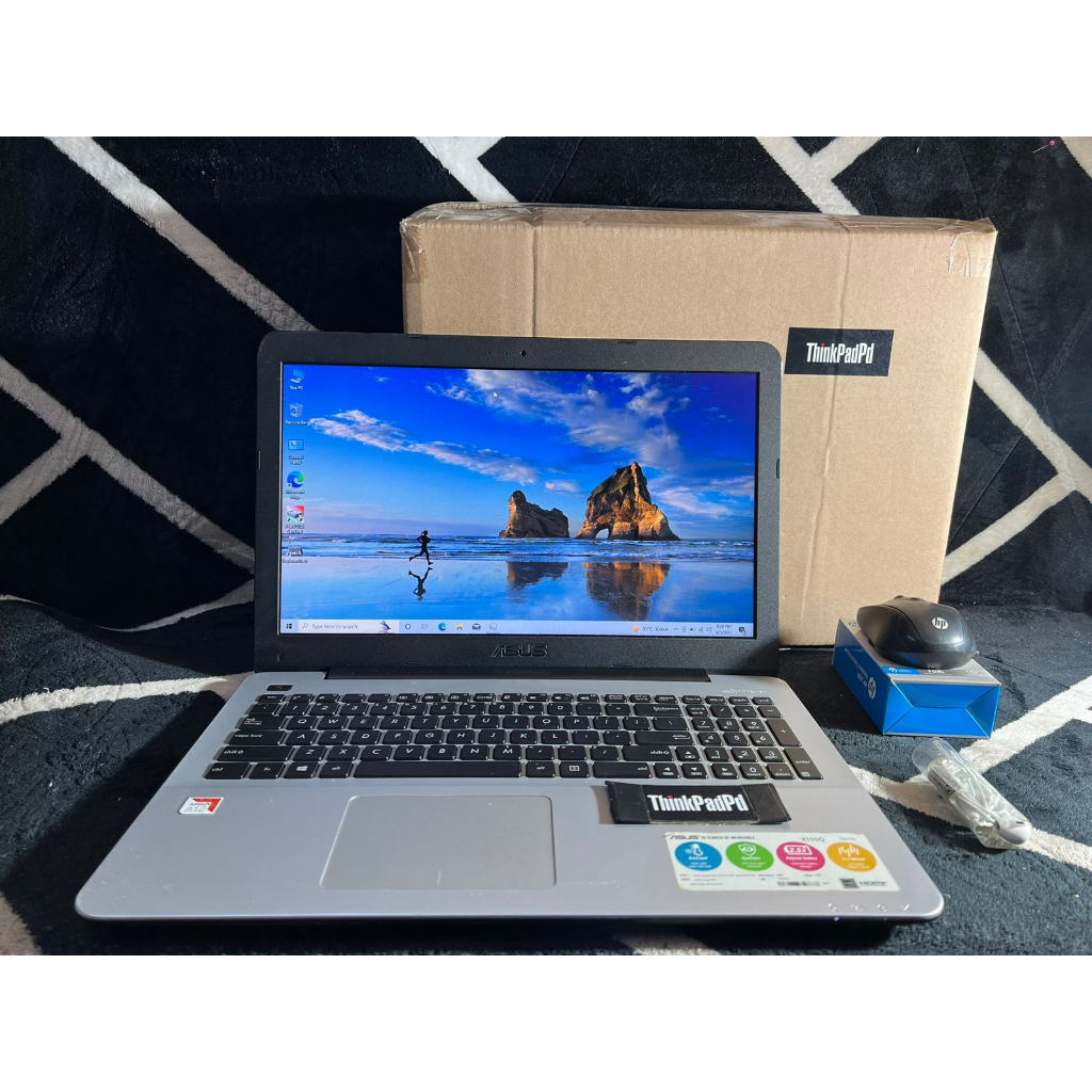 Laptop Gaming Desain Asus X555QG AMD A12-9720p Radeon Murah