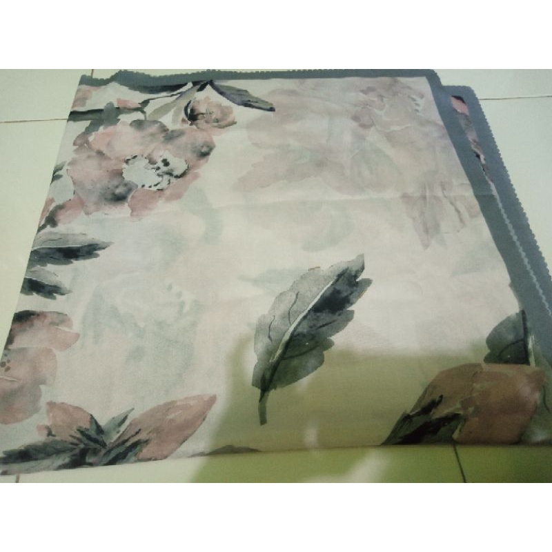PRELOVED SCARF VANILLAHIJAB