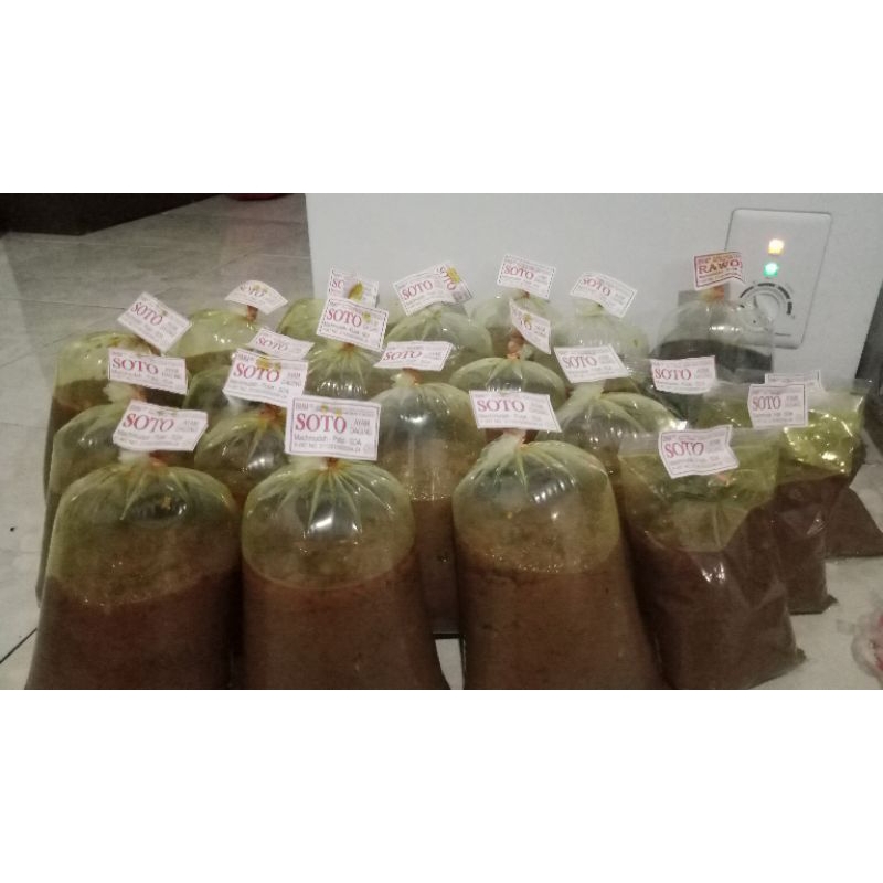 

Bumbu mahmudah 1kg rawon / soto / gule / mie