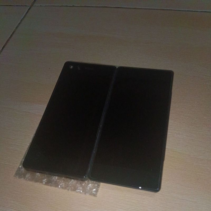 Lcd Axon M fold ZTE  original copotan