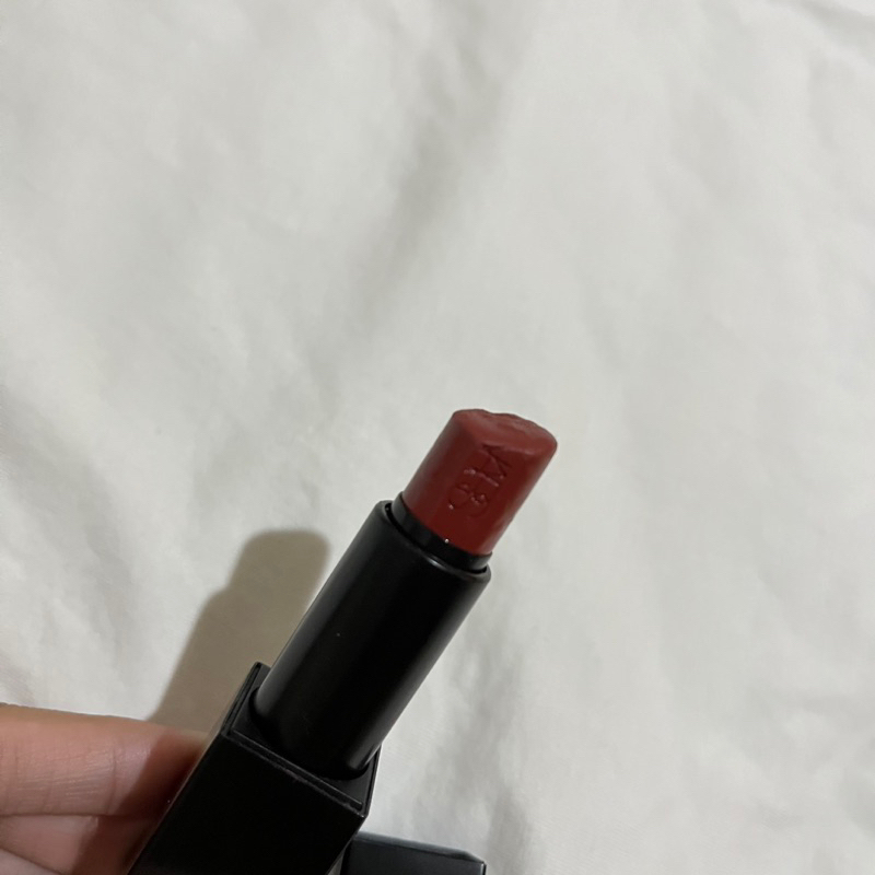 Lipstik NARS