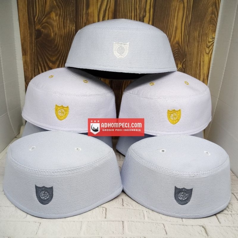 Peci Santri Putih