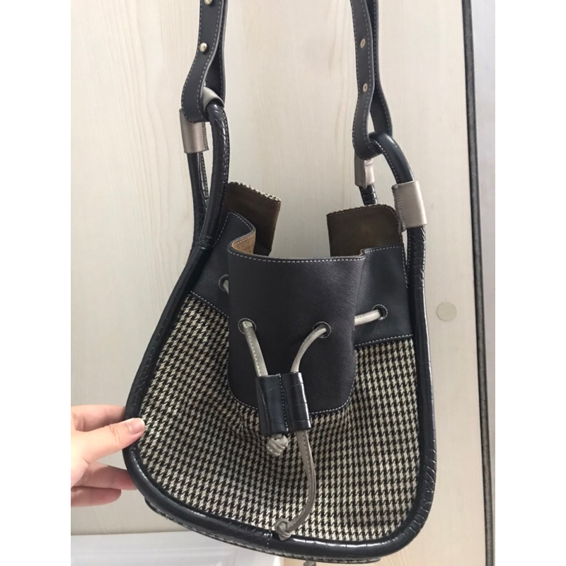 Josvli Chrome Bento Black