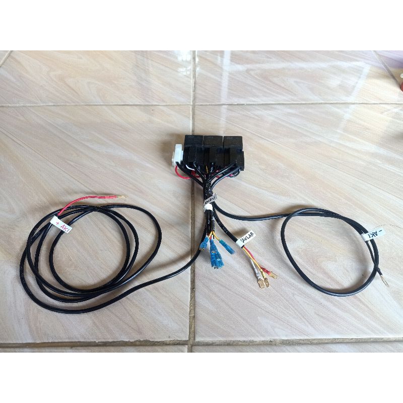 relay set lampu tembak 3 mode (relay BOSCH)