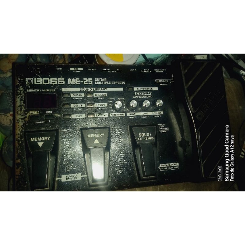 efek gitar boss me25