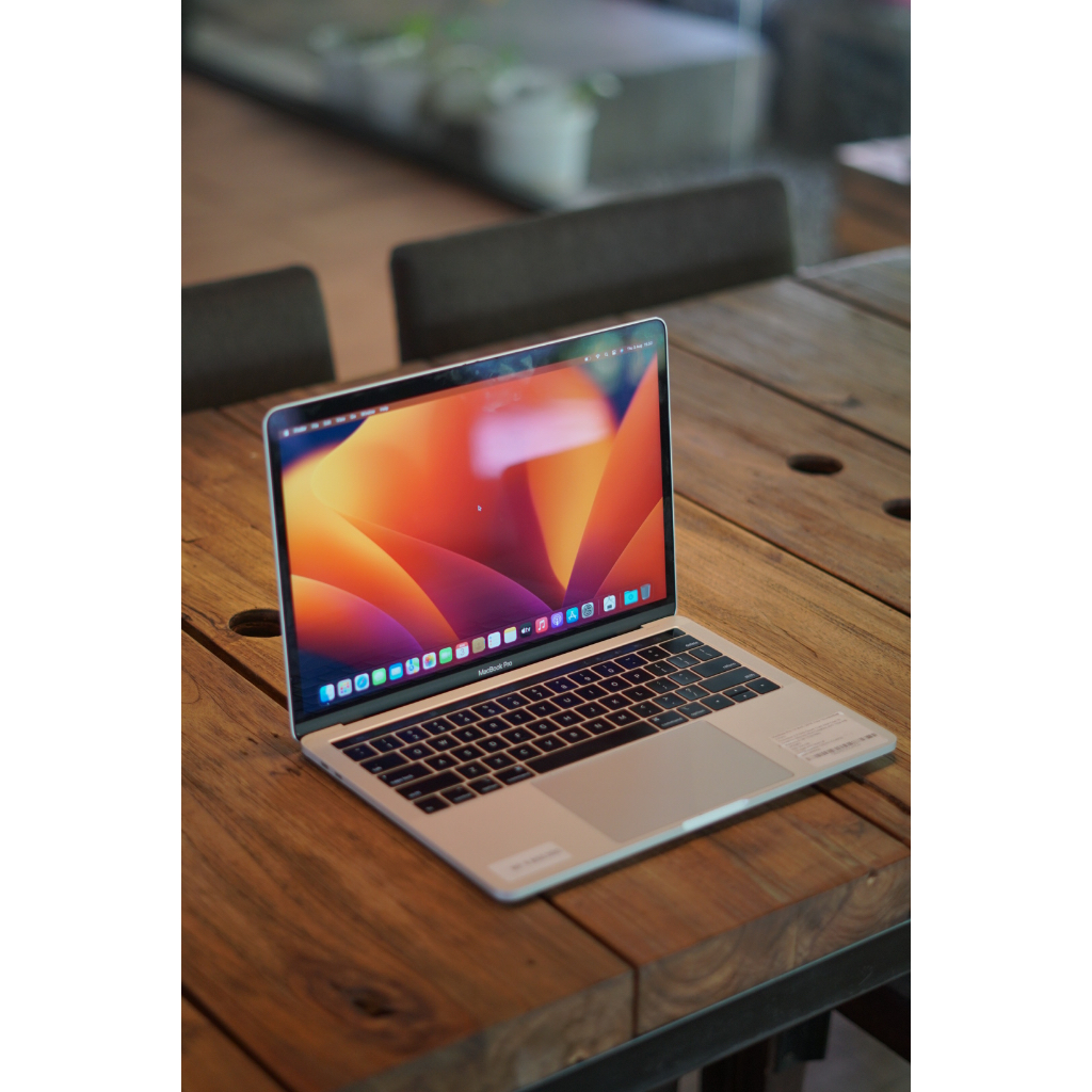New macBook Air m1 256gb gray