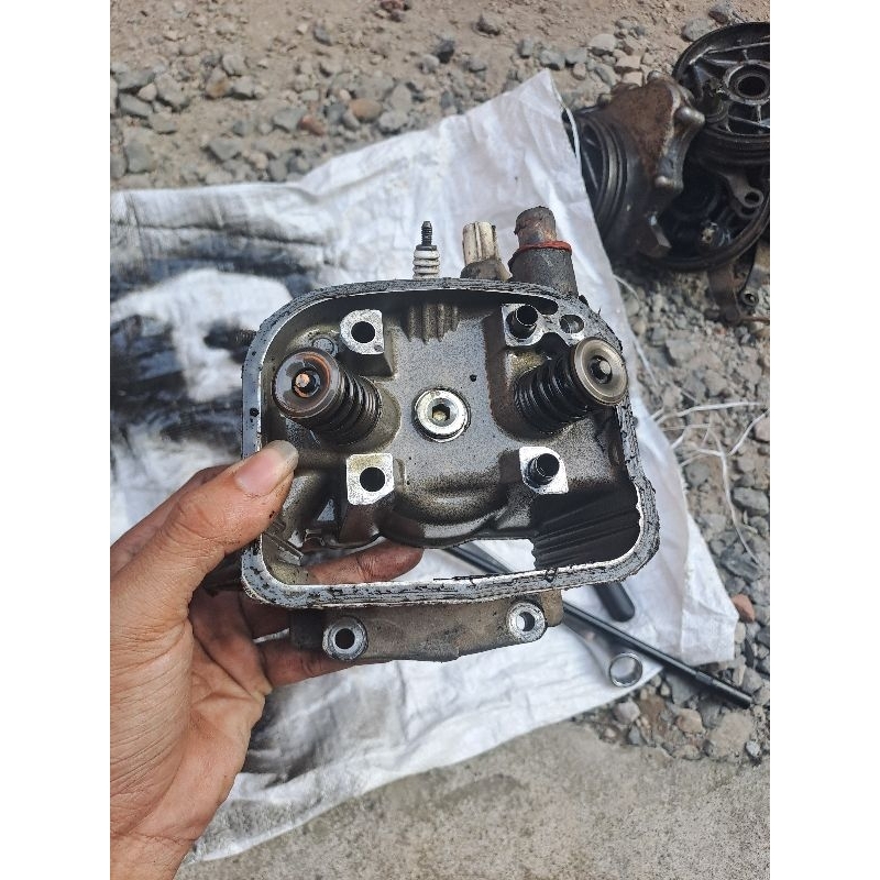 HEAD VARIO 110 KARBU HEAD VARIO 110 KARBU HEAD PALA KOP CYLINDER HEAD VARIO 110 TEKNO KARBU ORIGINAL