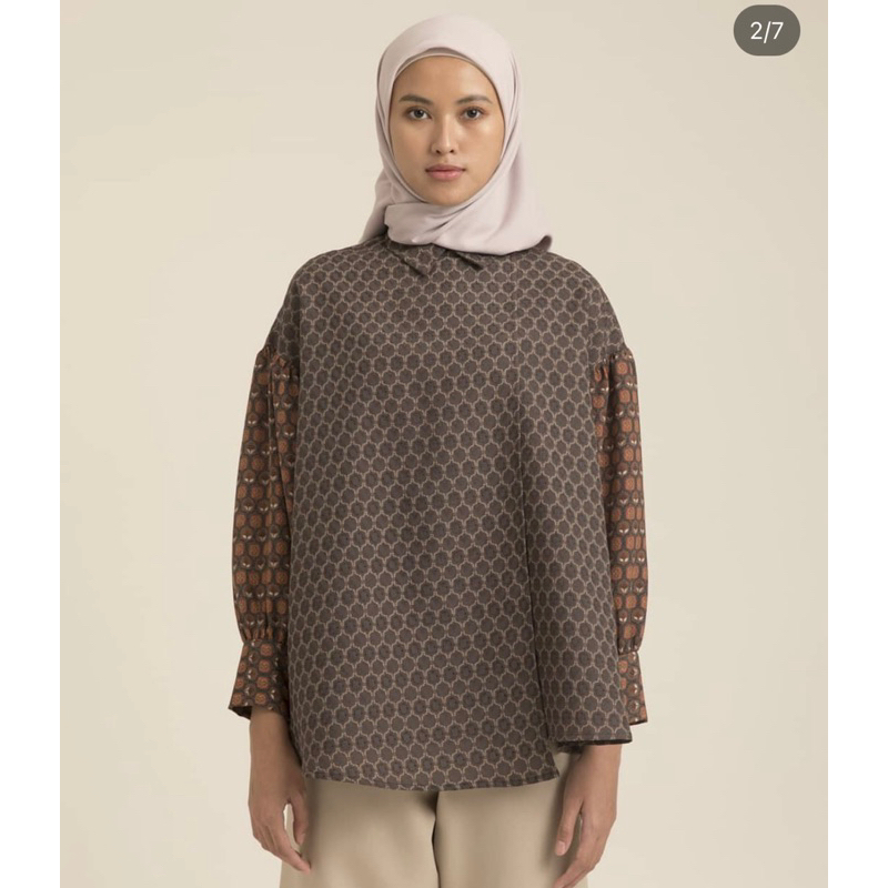 Kamiidea Preloved  Ginza Top (M: LD 116)