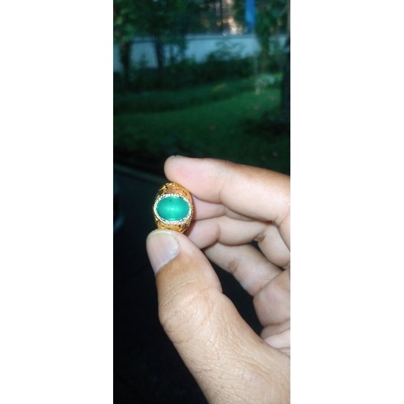 Bacan doko majiko giwang