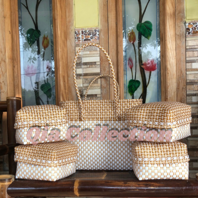 Tas set keben 4 / set keben bali / canang sari / tas anyaman keben