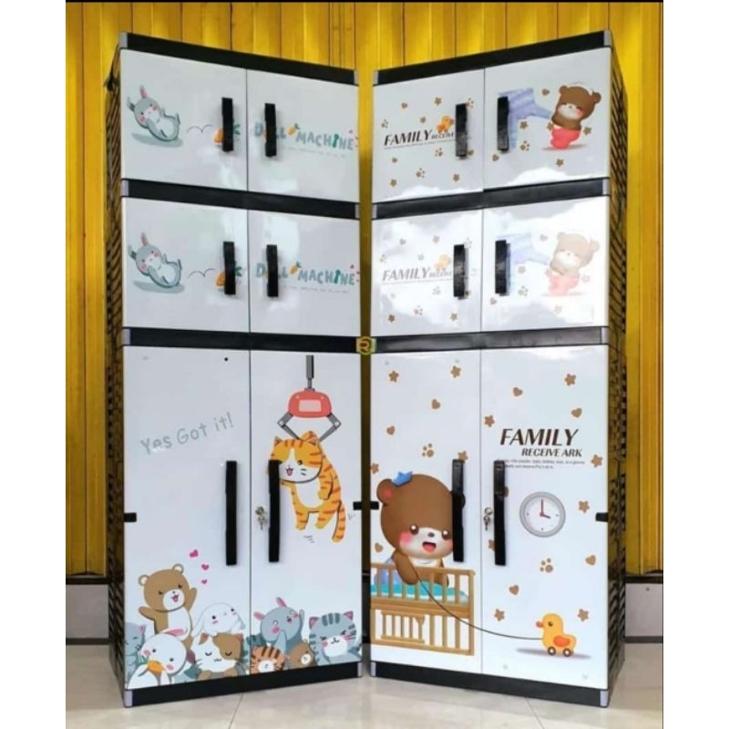 Lemari Plastik Orlando Jumbo Gantung