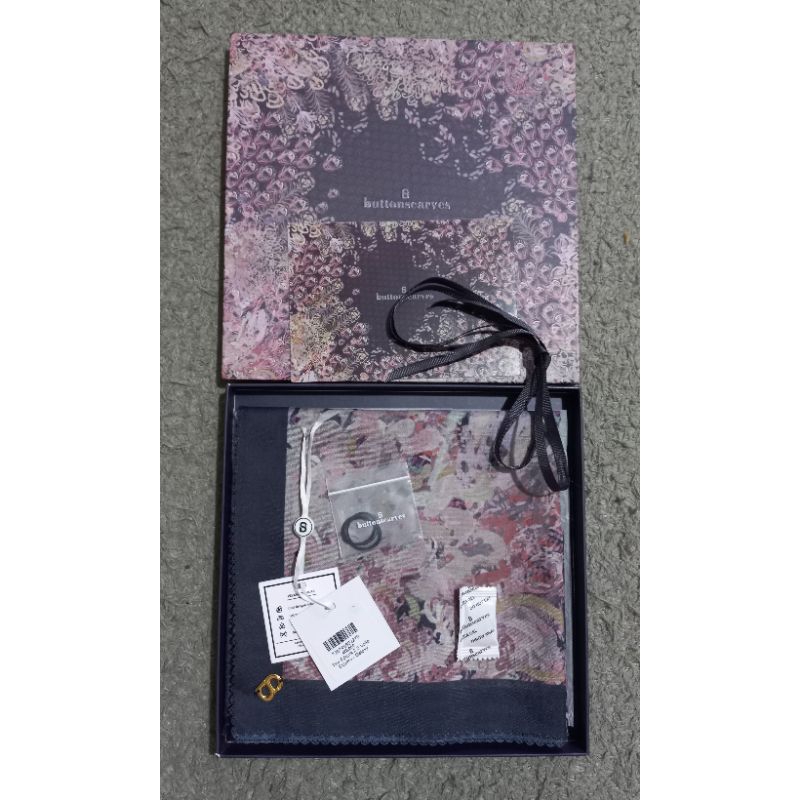 PL Ederra 2.0 Galaxy Buttonscarves