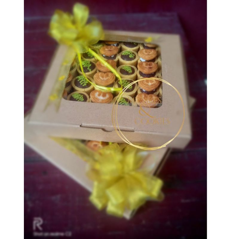 

Hampers Pie Brownies, Isi 25pcs