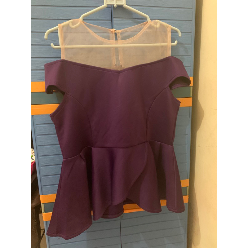 Atasan Sabrina Scuba