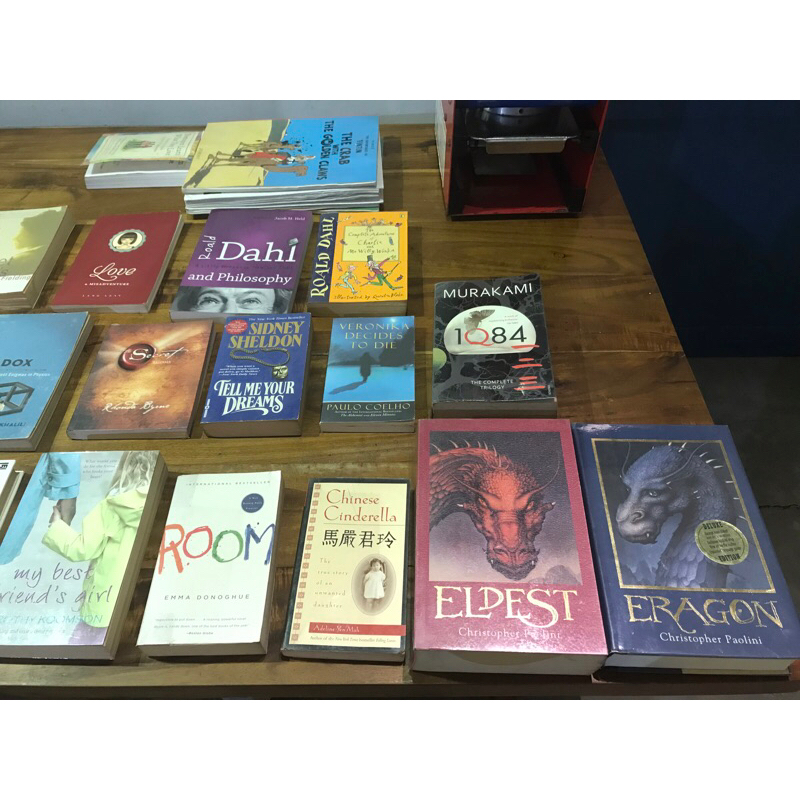 haruki 1Q84 preloved