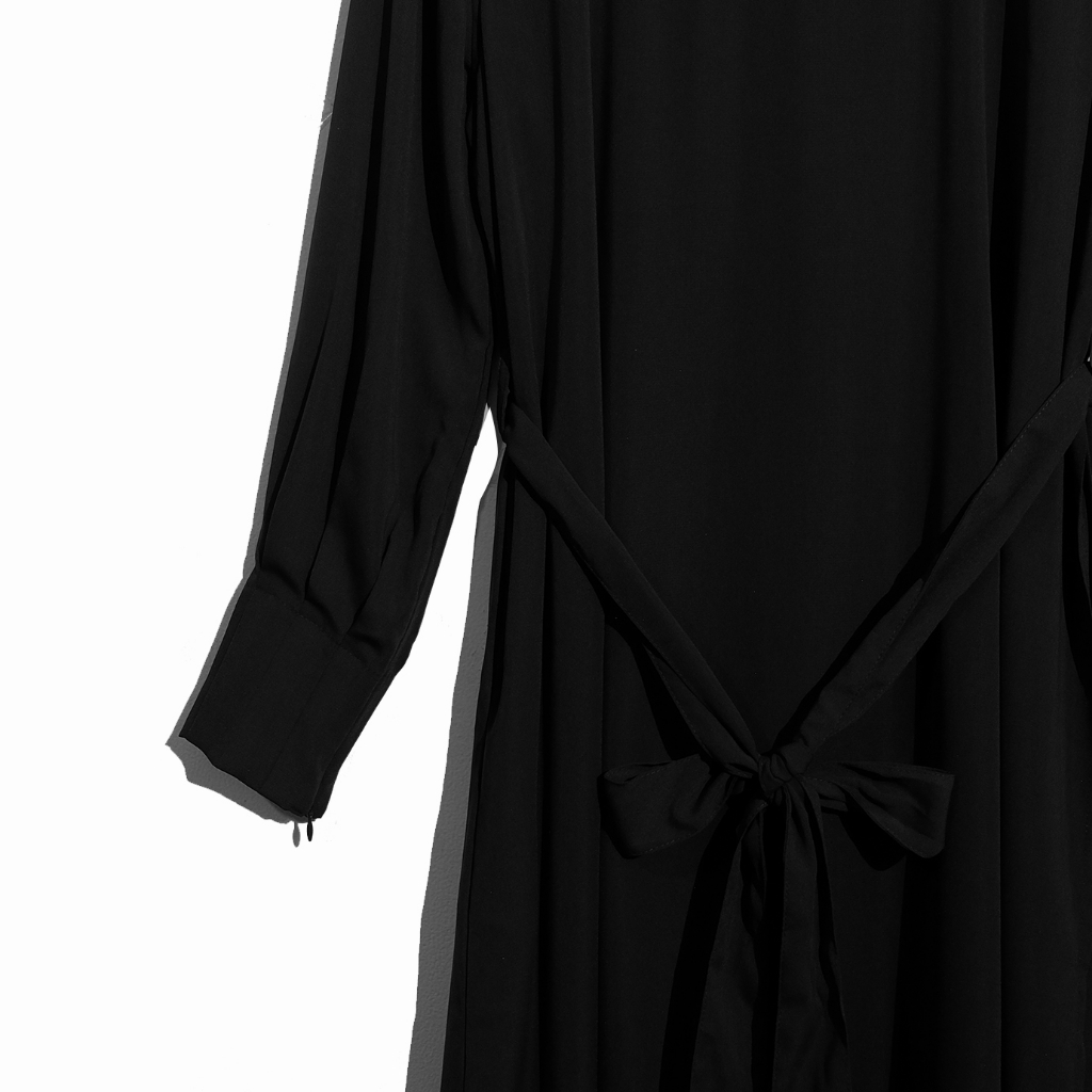 Rashawl Lugtano Side Slit Dress With Tie