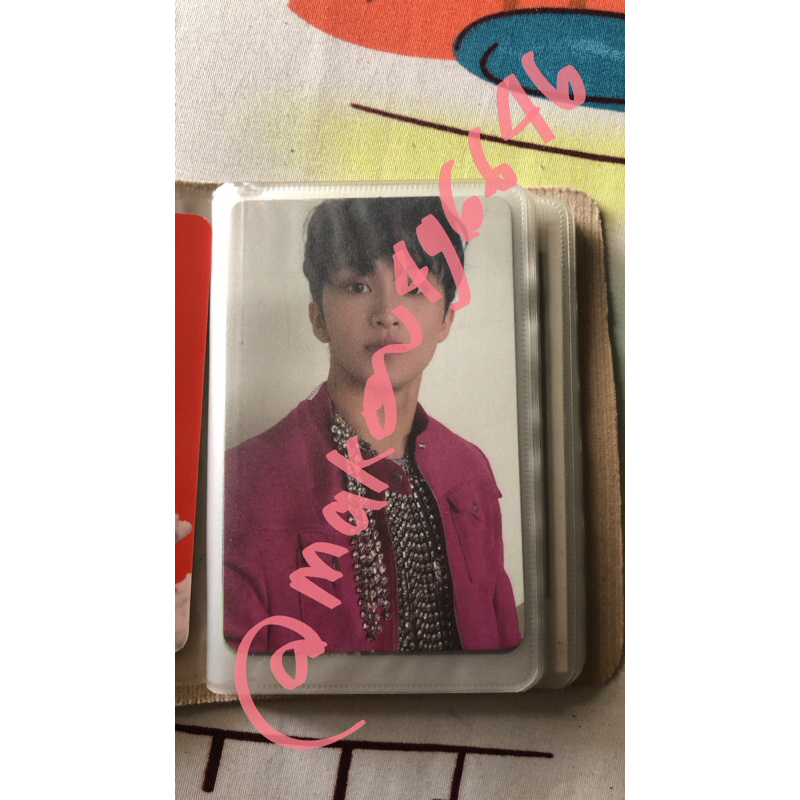 mark hot sauce (chilling ver )