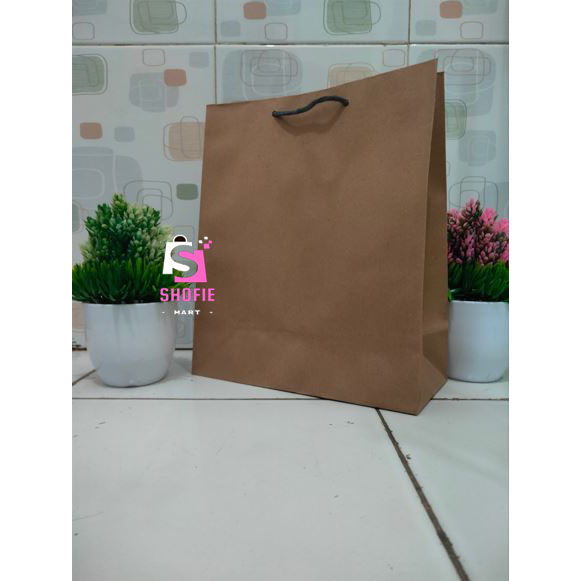 

PAPERBAG MAP,FOLIO UKURAN 25X11X30 / TAS SOUVENIR KANTOR / SOUVENIR SEKOLAH
