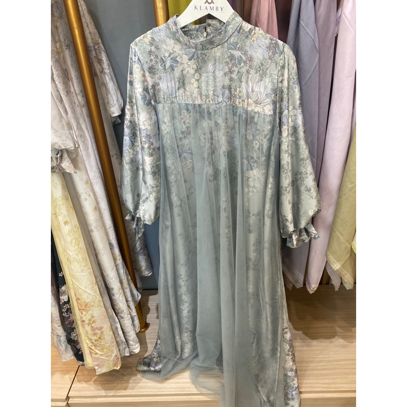 New Anyelir dress Wearing klamby