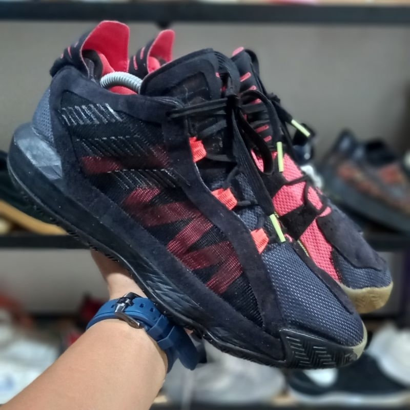 ADIDAS DAME 6 RUTHLESS size 42