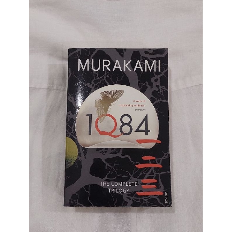 1Q84 - Haruki Murakami (preloved)