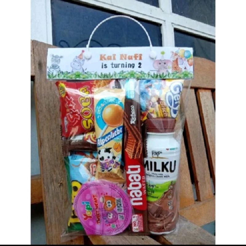 

SNACK ULTAH ANAK MURAH NATAL IDUL FITRI TASYAKURAN