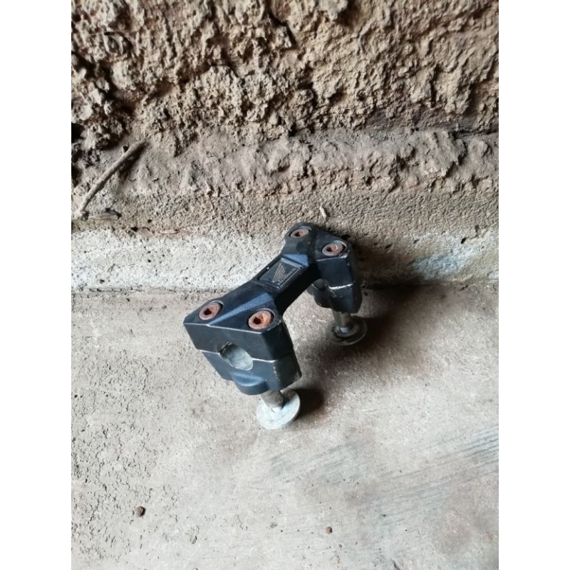 raiser dudukan stang cbr led cbr150