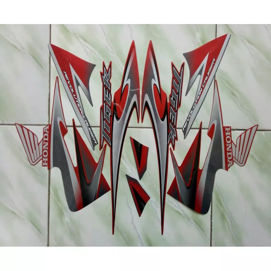 stiker striping honda tiger revo 2013 2014 merah lis body original
