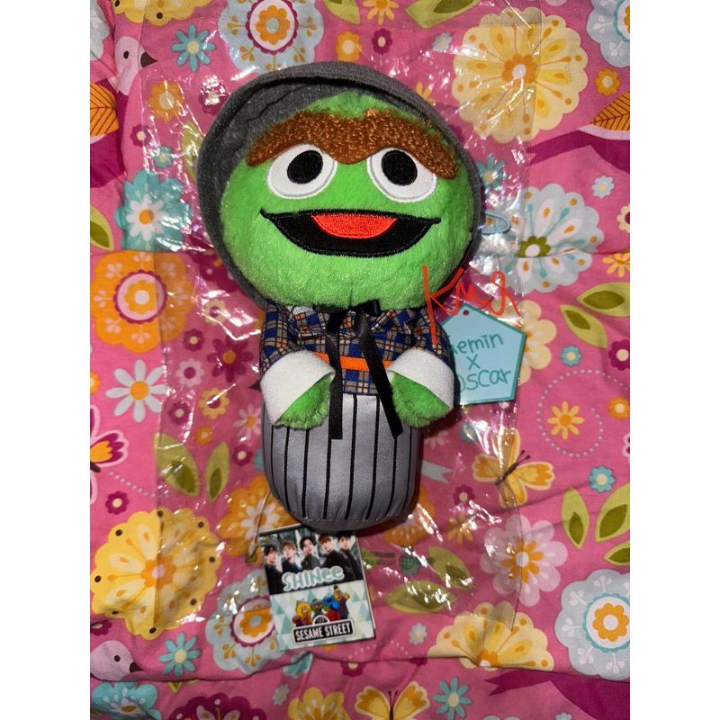 doll taemin shinee boneka sesame street taemari