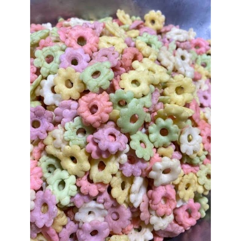 

Snack Sakura Warna 350gr