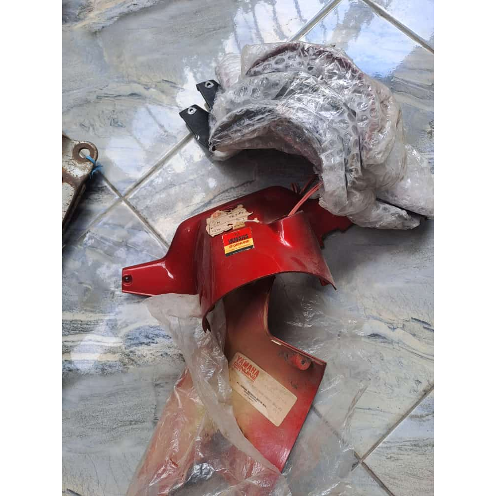 cover kontak batok kepala belakang Yamaha v80 excellent original