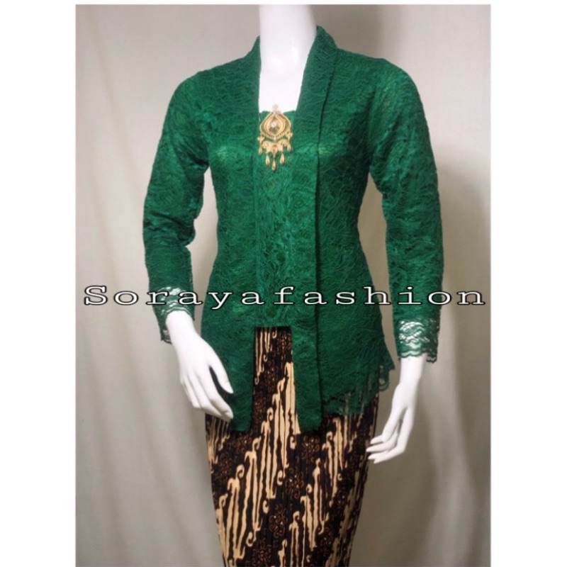 kebaya kutu baru / kutu baru brokat / kebaya wisuda / kebaya couple / kebaya modern