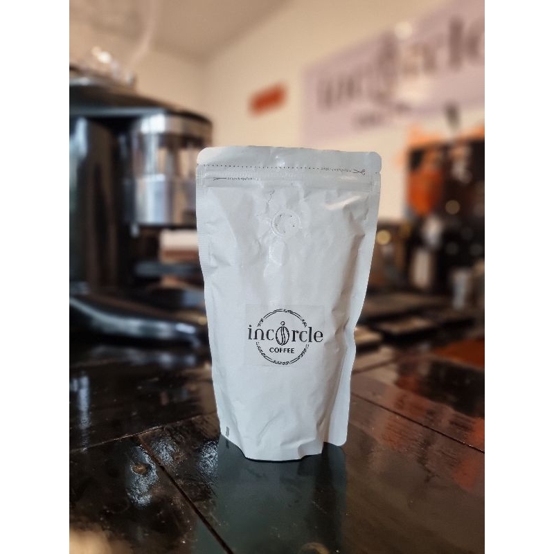 

Kopi Bubuk INCIRCLE Robusta Dampit Malang 200 gram