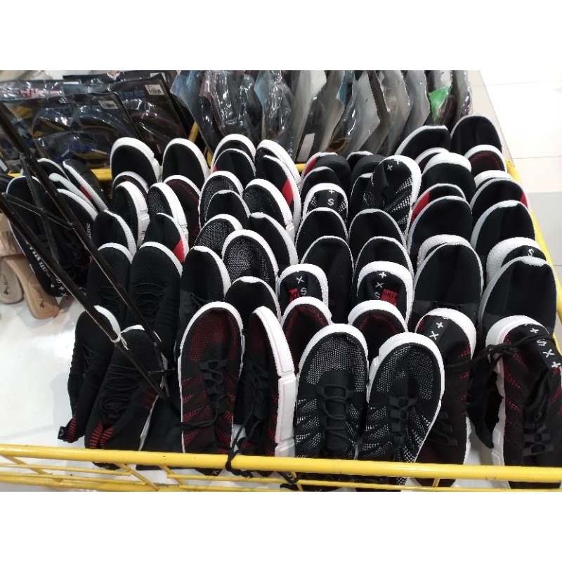 DR KEVIN// SNEAKERS//