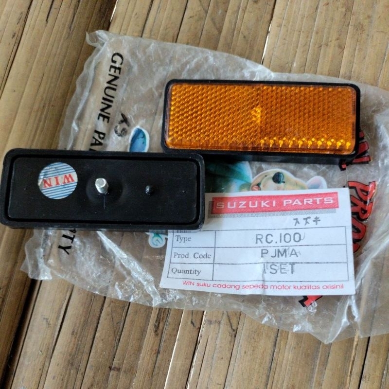 cat eye mata kucing suzuki rc100 crystal