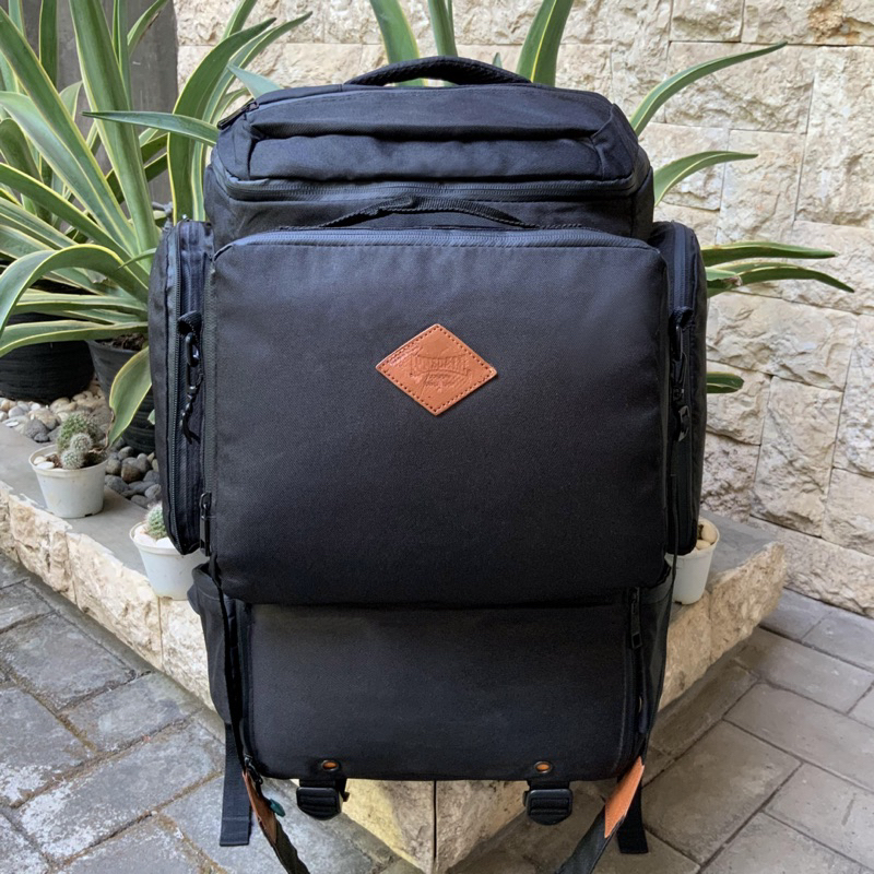 LONSDALE LONDON 2WAY MULTIPOCKET BACKPACK