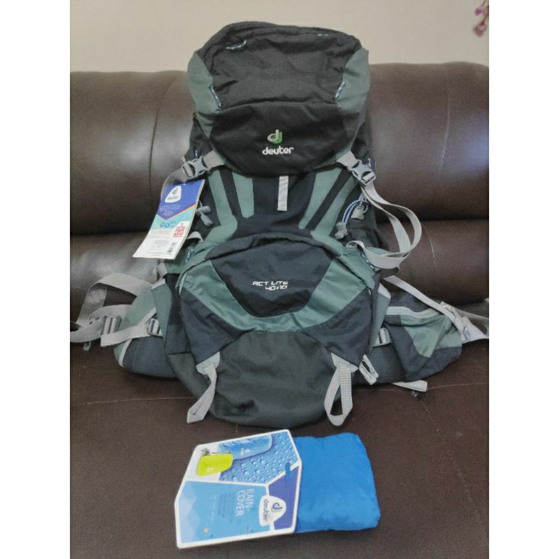 Tas Deuter Act Lite 40+10 L Black Granite