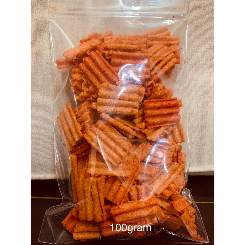 

SNACK MURAH/KRIPIK KENTANG PEDAS GURIH 100 GRAM