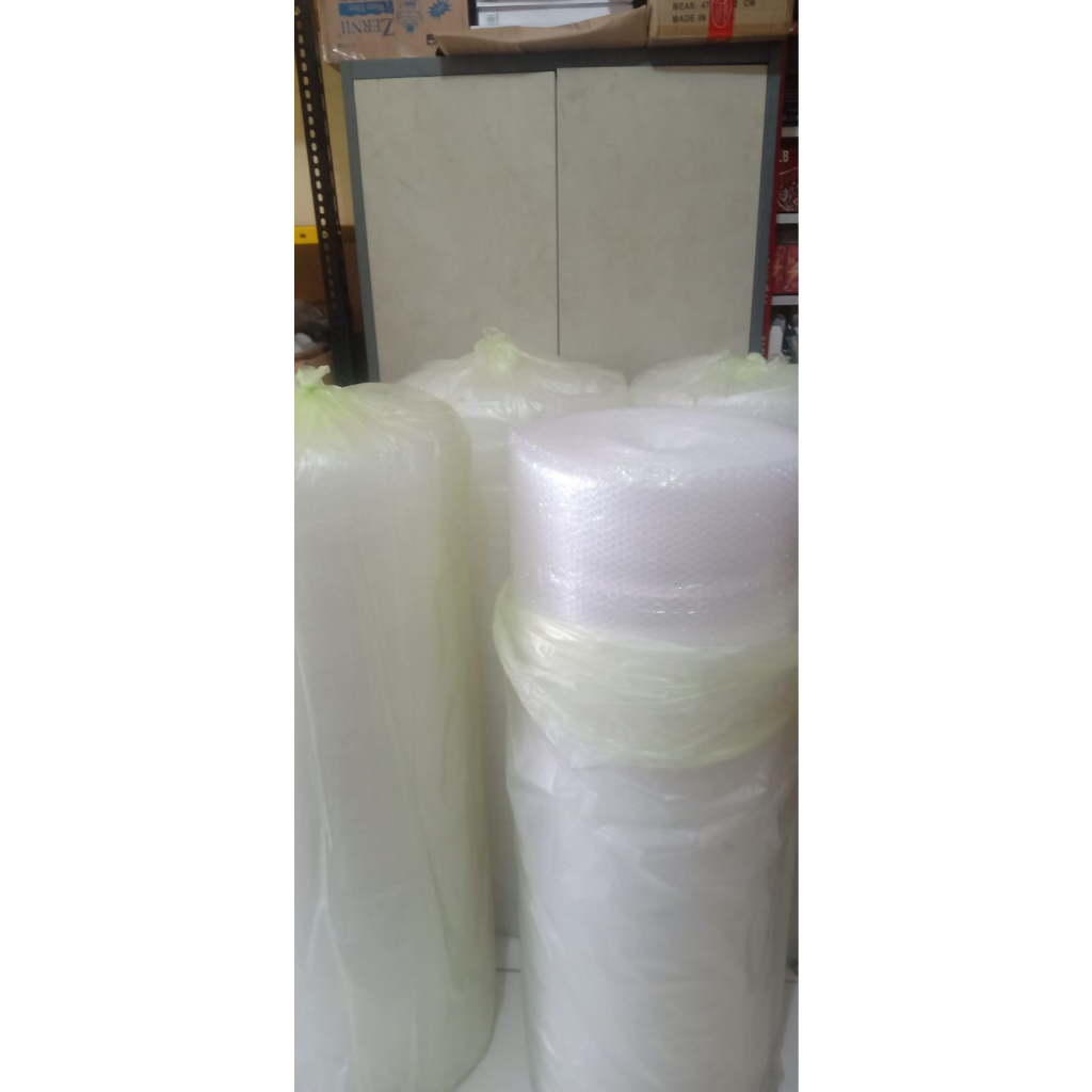 

BUBBLE WRAP/PLASTIK GELEMBUNG/POLYETHYLENE 2,3 KG NO CORE 125CM X 50M (MEDIUM)