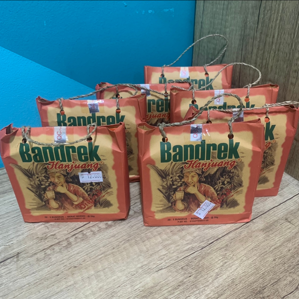 

Minuman Instan Tradisional Seduh Hangat Bandrek