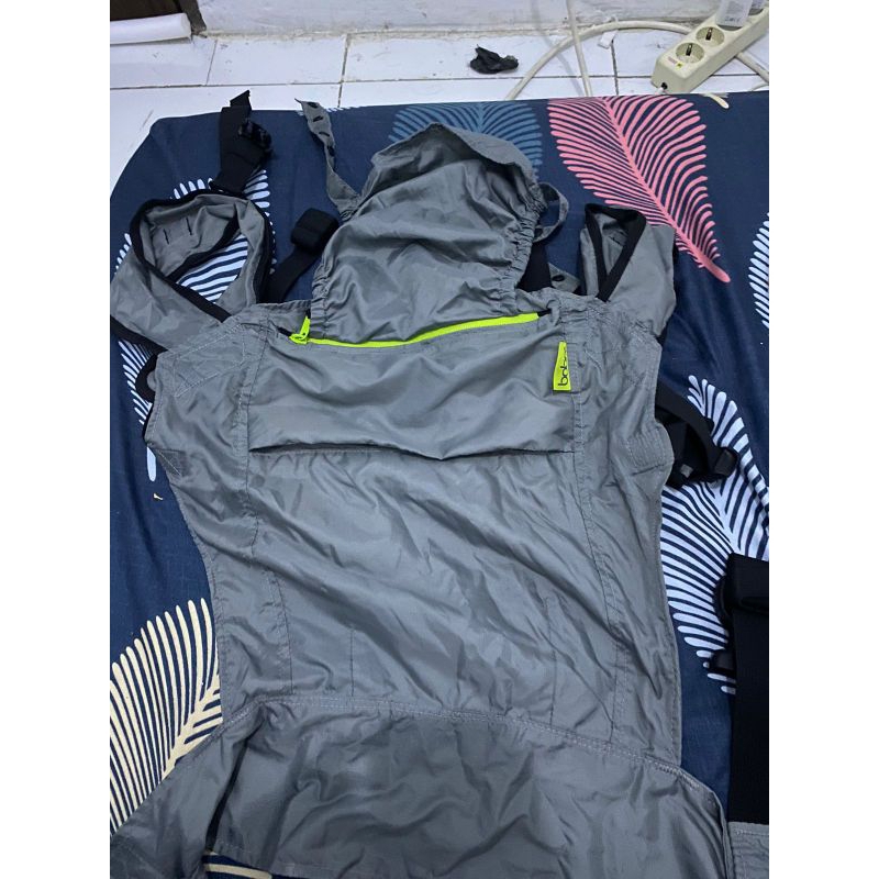 PRELOVED GENDONGAN BOBA AIR