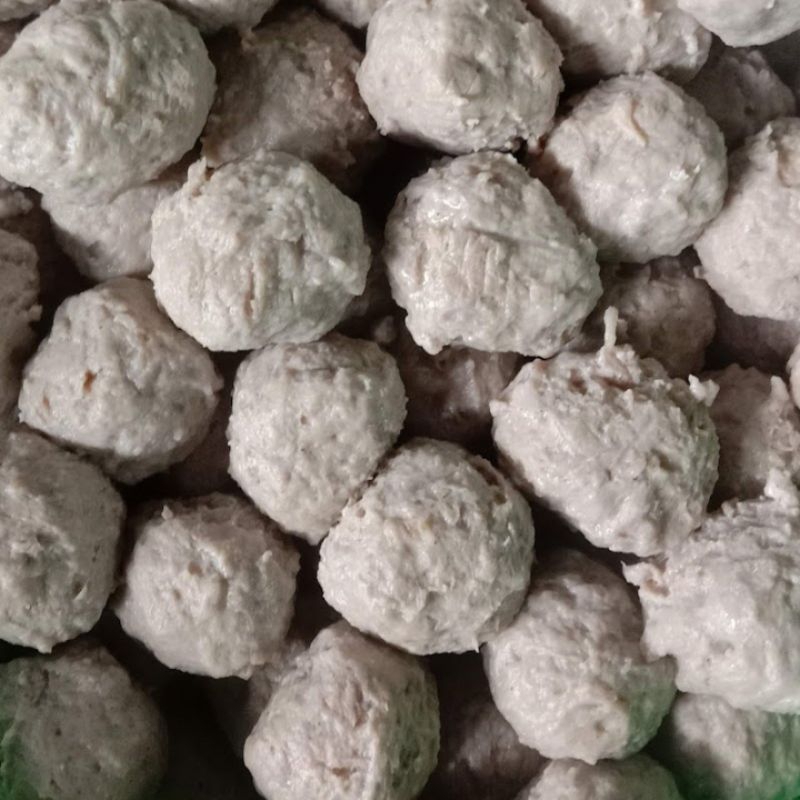 

PENTOL BAKSO DAGING SAPI JUMBO HOMEMADE PENTOL BEKU PENTOL FROZEN