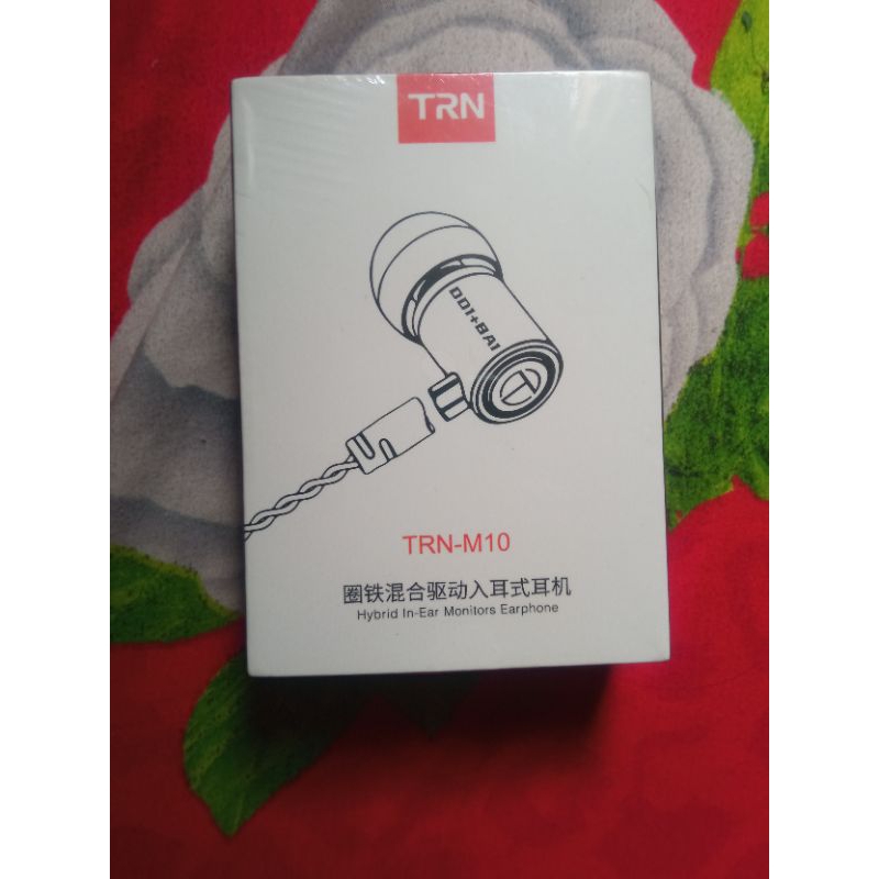 TRN M10 BNIB Segel