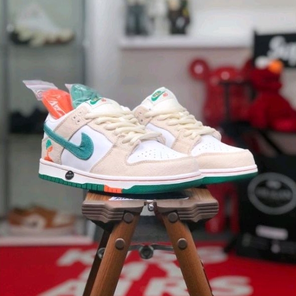 Nike SB Dunk Low x Jarritos