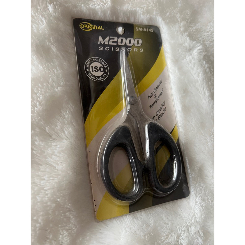 

Gunting kertas sedang / kecil