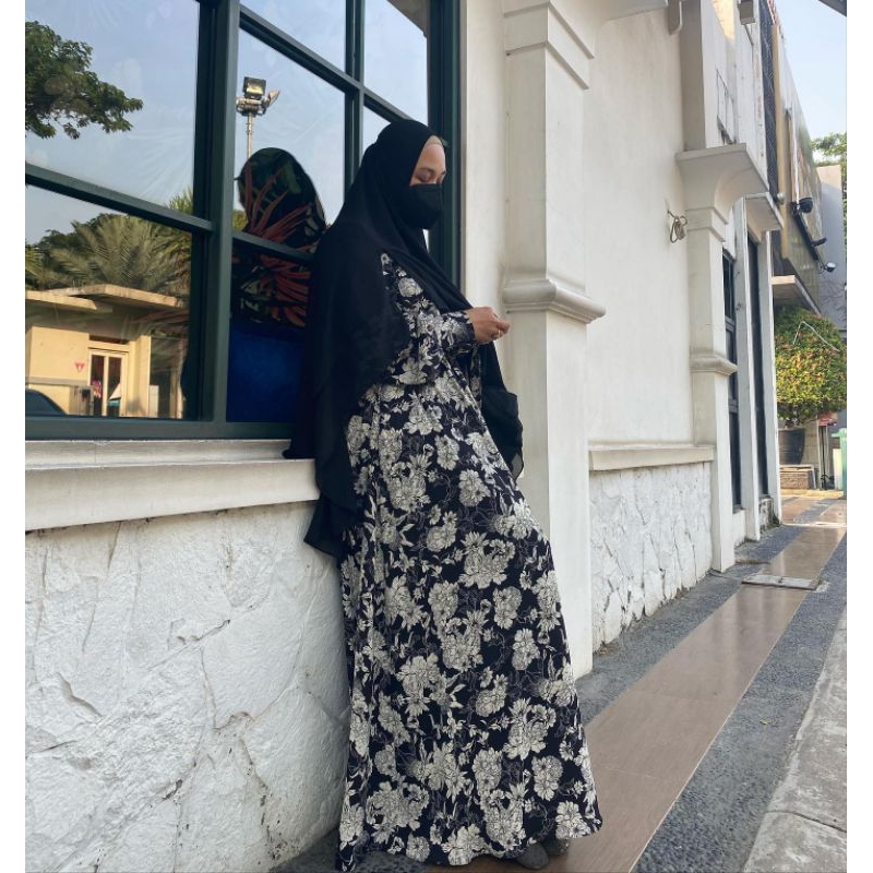 Firuze dress by Faaliza