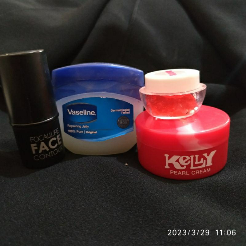 Preloved Kelly Pearl Cream Free Gift (Contour Brown Focallure, jelly arbutin, Vaseline jelly)
